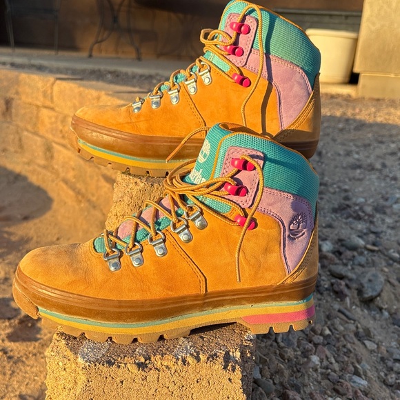 Timberland Shoes - Timberland Women's Multicolor Leather Winter Boots